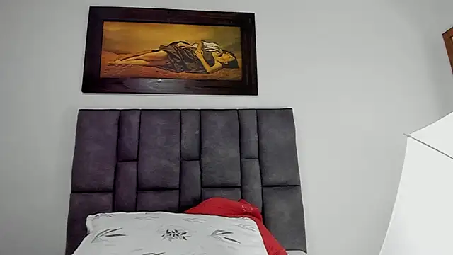 Vahiolet smith online show from January 14, 2026, 3:45 am