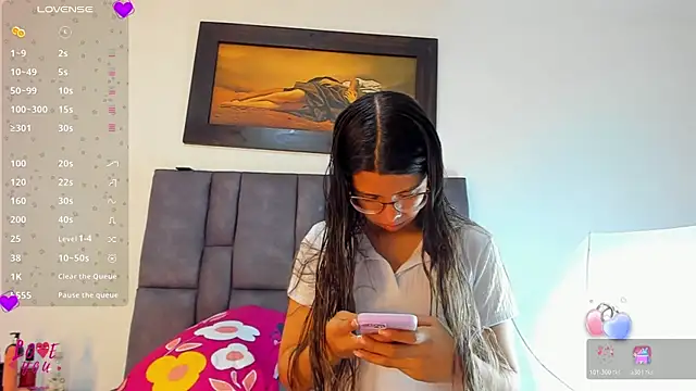 Vahiolet smith online show from February 11, 2026, 3:11 am