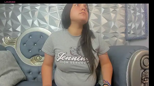 KataleyaStiward online show from January 28, 2025, 1:05 pm