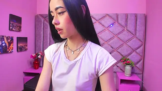 AnnySweett  online show from December 2, 2025, 4:57 pm