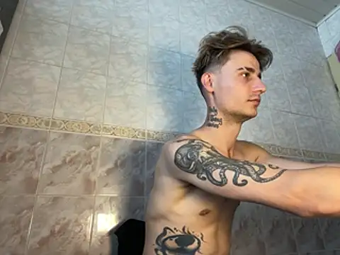 Snapshot of Mike_severi2 chatting on July 18, 2026, 11:58 am Mike severi2 online show from July 18, 2026, 11:58 am