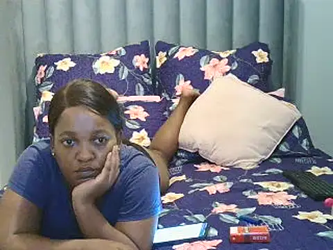 Amberbela online show from February 15, 2025, 3:52 am