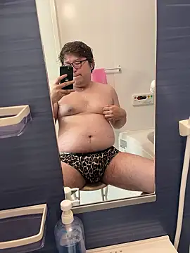 yuuki198912 online show from October 9, 2025, 12:14 pm