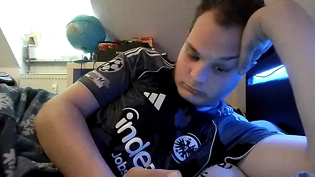 Nicolasjlhkjzl online show from May 3, 2026, 8:31 am