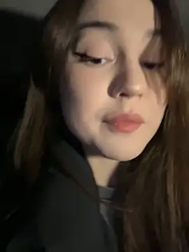 Peachy Dream online show from February 13, 2025, 4:39 pm