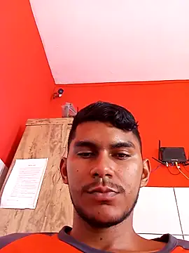 fudedor224 online show from October 12, 2025, 1:32 pm