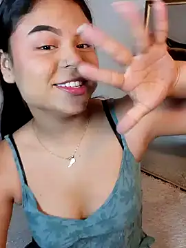 Cleo hills online show from January 24, 2025, 1:36 pm