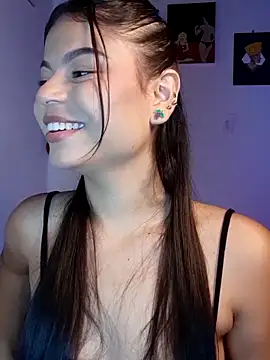 Snapshot of Cleo_hills chatting on April 8, 2026, 12:49 pm Cleo hills online show from April 8, 2026, 12:49 pm