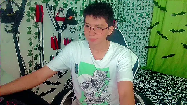 Andy gray online show from November 7, 2025, 3:23 pm