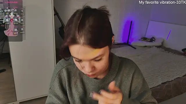 ValBae online show from January 20, 2025, 12:39 pm