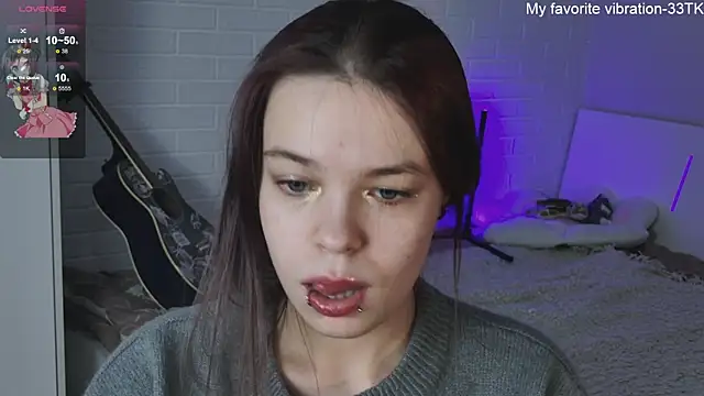 ValBae online show from January 20, 2025, 4:12 pm