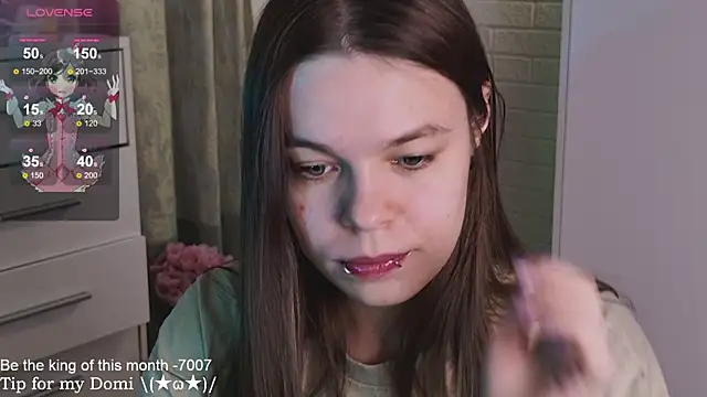 ValBae online show from March 8, 2025, 4:28 pm