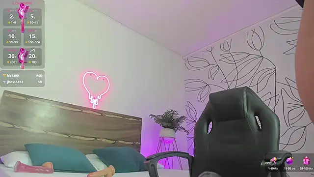 victoria18x online show from January 9, 2025, 3:34 pm