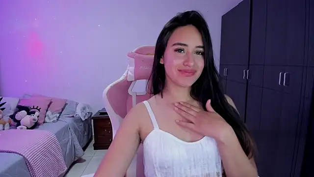 Tinylottie online show from November 2, 2025, 1:19 am