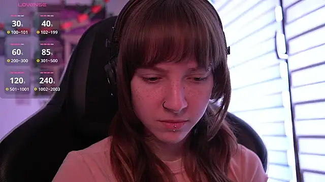 juliapie online show from March 4, 2026, 10:10 am