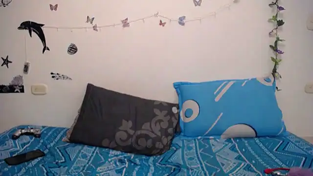 Julieta Hass online show from December 19, 2024, 4:24 pm