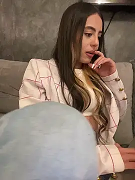 Snapshot of AbyThompson chatting on February 15, 2025, 6:12 am AbyThompson online show from February 15, 2025, 6:12 am