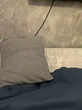 Snapshot of AbyThompson chatting on February 15, 2025, 12:11 pm AbyThompson online show from February 15, 2025, 12:11 pm