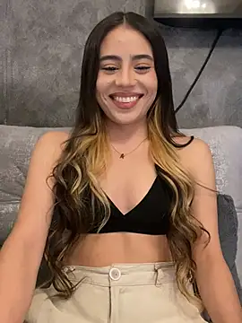 Snapshot of AbyThompson chatting on February 21, 2025, 6:48 pm AbyThompson online show from February 21, 2025, 6:48 pm