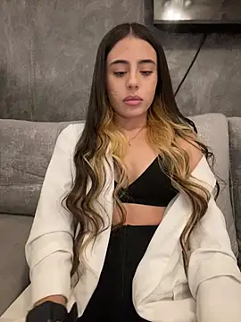 Snapshot of AbyThompson chatting on March 7, 2025, 8:11 pm AbyThompson online show from March 7, 2025, 8:11 pm