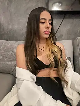 Snapshot of AbyThompson chatting on March 8, 2025, 4:39 pm AbyThompson online show from March 8, 2025, 4:39 pm