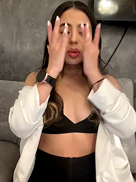 Snapshot of AbyThompson chatting on September 24, 2025, 3:04 pm AbyThompson online show from September 24, 2025, 3:04 pm