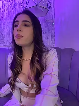 Snapshot of AbyThompson chatting on December 22, 2025, 8:39 pm AbyThompson online show from December 22, 2025, 8:39 pm