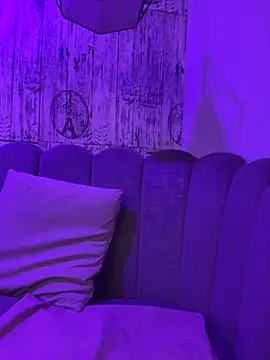 Snapshot of AbyThompson chatting on February 4, 2026, 12:11 pm AbyThompson online show from February 4, 2026, 12:11 pm