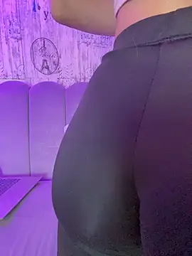 Snapshot of AbyThompson chatting on February 18, 2026, 12:23 pm AbyThompson online show from February 18, 2026, 12:23 pm