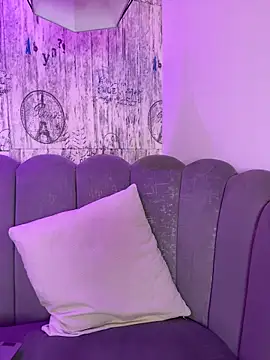 Snapshot of AbyThompson chatting on February 25, 2026, 2:05 pm AbyThompson online show from February 25, 2026, 2:05 pm