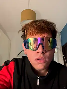 calleaaaa online show from November 9, 2025, 6:39 pm