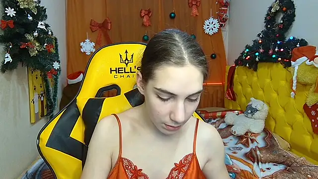 Snapshot of NikaStark_ chatting on December 25, 2024, 10:16 pm NikaStark online show from December 25, 2024, 10:16 pm