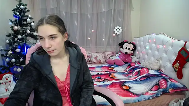 Snapshot of NikaStark_ chatting on December 29, 2024, 10:36 pm NikaStark online show from December 29, 2024, 10:36 pm