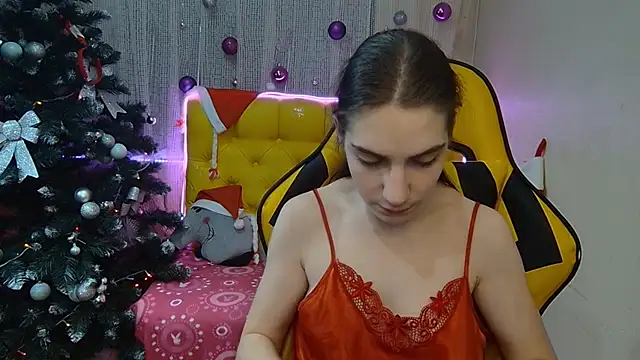Snapshot of NikaStark_ chatting on January 5, 2025, 1:35 am NikaStark online show from January 5, 2025, 1:35 am