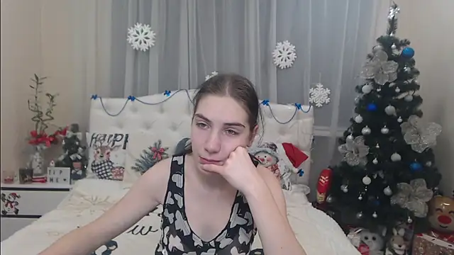 Snapshot of NikaStark_ chatting on January 5, 2025, 7:28 pm NikaStark online show from January 5, 2025, 7:28 pm