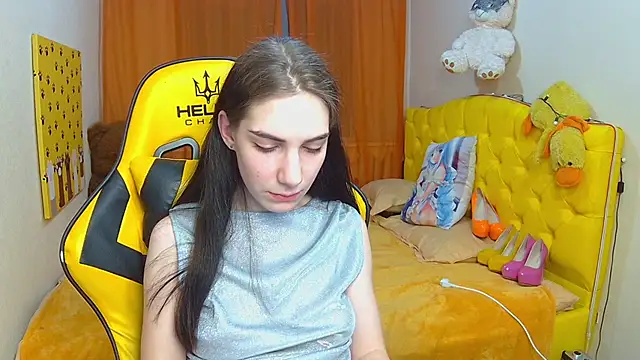 Snapshot of NikaStark_ chatting on February 6, 2025, 1:49 am NikaStark online show from February 6, 2025, 1:49 am