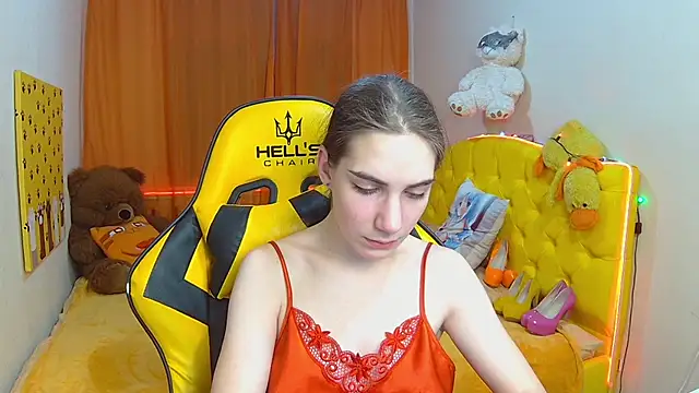 Snapshot of NikaStark_ chatting on February 7, 2025, 1:25 am NikaStark online show from February 7, 2025, 1:25 am