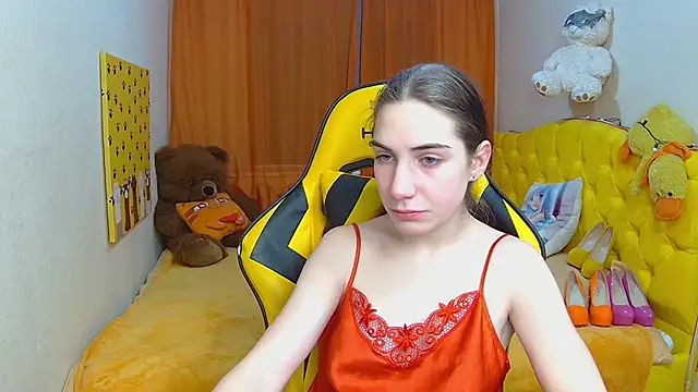 Snapshot of NikaStark_ chatting on February 14, 2025, 7:33 pm NikaStark online show from February 14, 2025, 7:33 pm