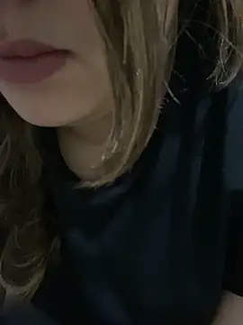 Snapshot of yassminsexy22 chatting on February 2, 2026, 1:21 pm yassminsexy22 online show from February 2, 2026, 1:21 pm