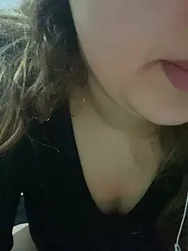 Snapshot of yassminsexy22 chatting on February 20, 2026, 7:47 pm yassminsexy22 online show from February 20, 2026, 7:47 pm