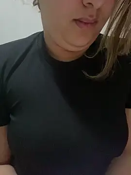 yassminsexy22 online show from March 12, 2026, 7:42 pm