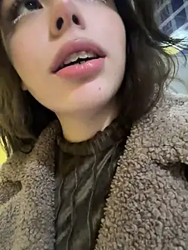 pantyless online show from January 26, 2025, 1:41 am