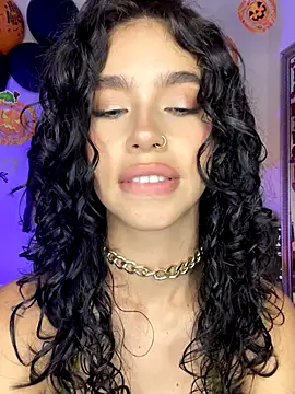 MarianaSnake online show from November 1, 2025, 8:44 pm