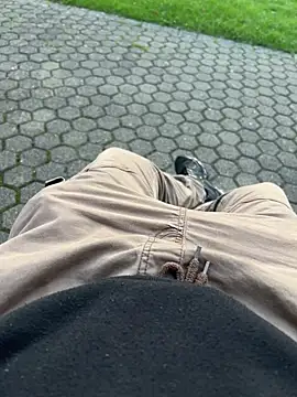 Snapshot of Michaela1222 chatting on September 10, 2025, 5:57 pm Michaela1222 online show from September 10, 2025, 5:57 pm