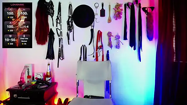 akinoro  online show from September 10, 2025, 7:14 pm