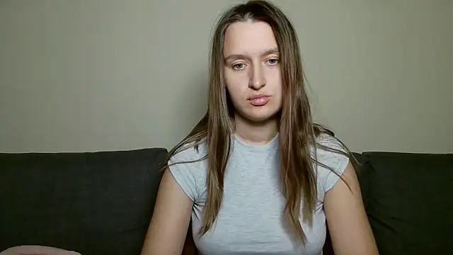 Submissive love online show from February 4, 2025, 8:17 pm