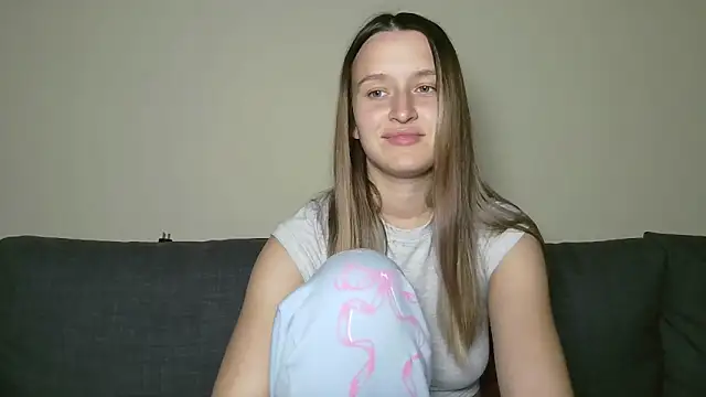 Submissive love online show from February 26, 2025, 8:54 pm