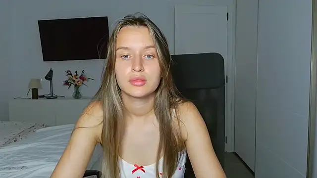 Submissive love online show from October 19, 2025, 6:08 pm