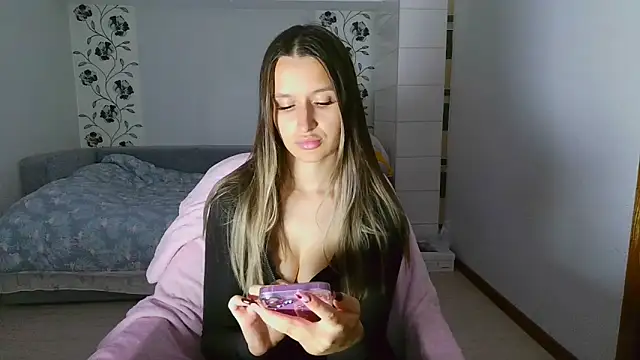 Submissive love online show from November 14, 2025, 6:28 pm