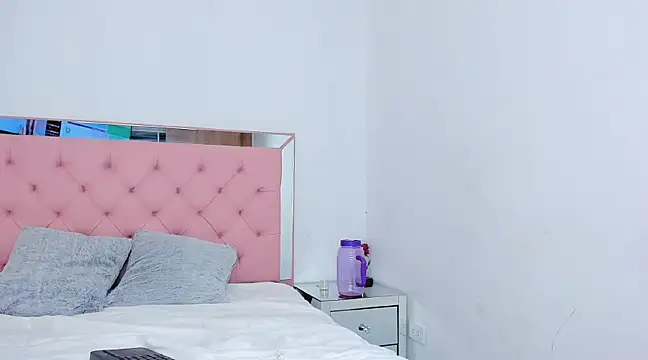  violetadulce online show from March 22, 2025, 12:17 am